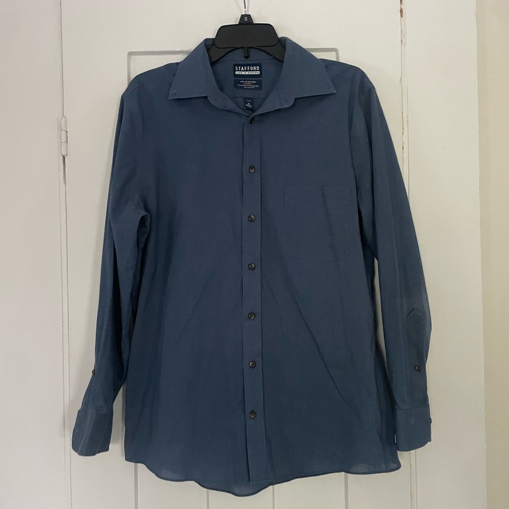 Stafford Life In Motion Men’s Button Down Dress Shirt